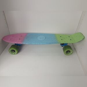 FISH Skateboards 22" Vintage Style Board